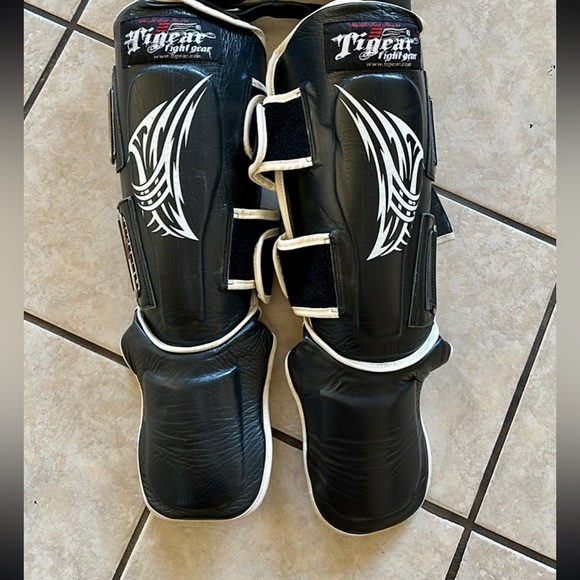 Tigear| Kickboxing protective gear shin insteps S/M - Picture 1 of 5